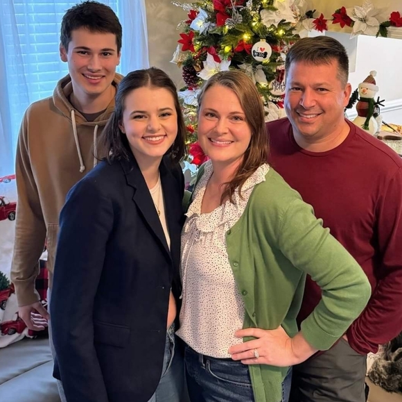 Meet your Posher, Fabmomest2004 - Picture 3 of 5